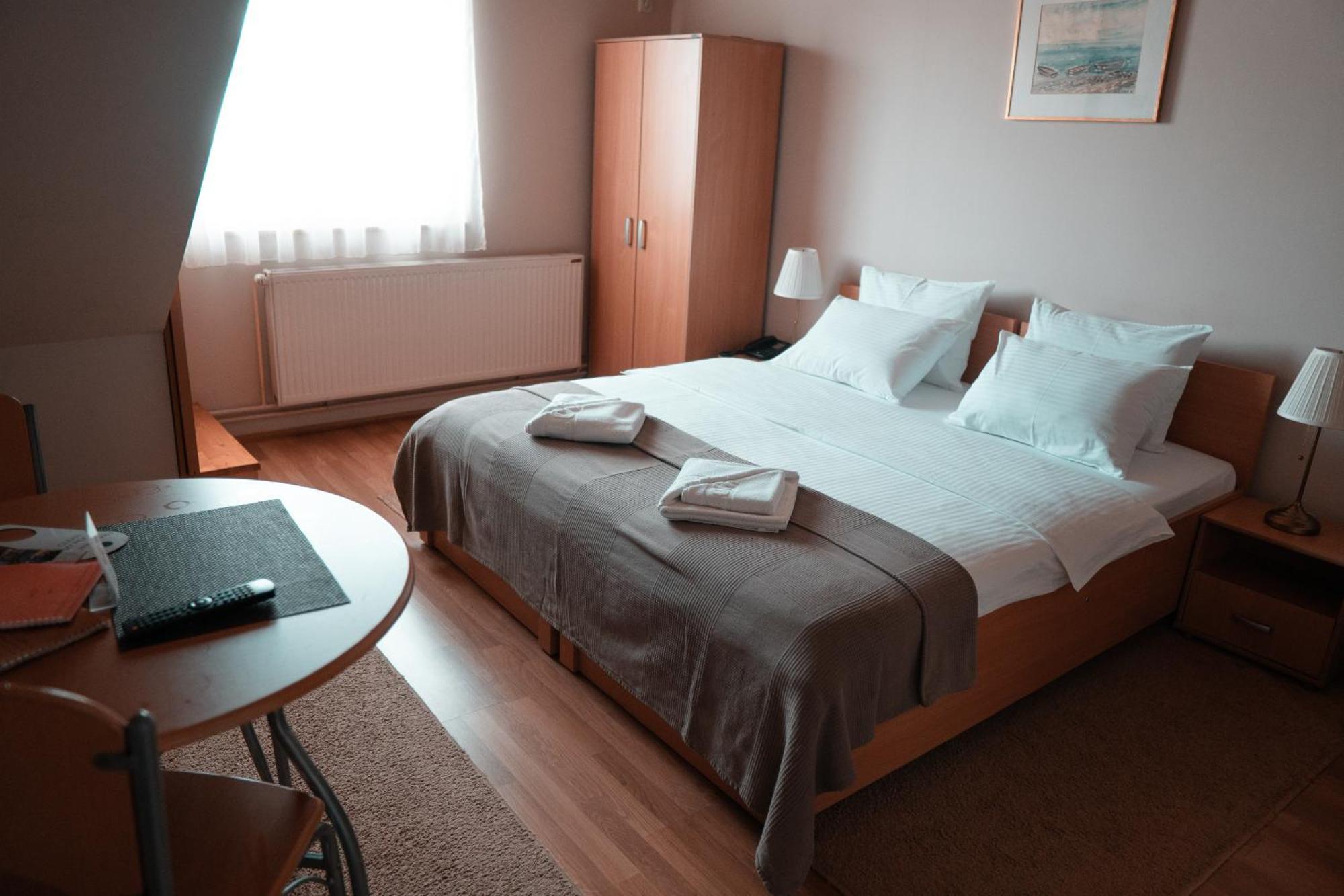 Hotel Topcider بلغراد المظهر الخارجي الصورة