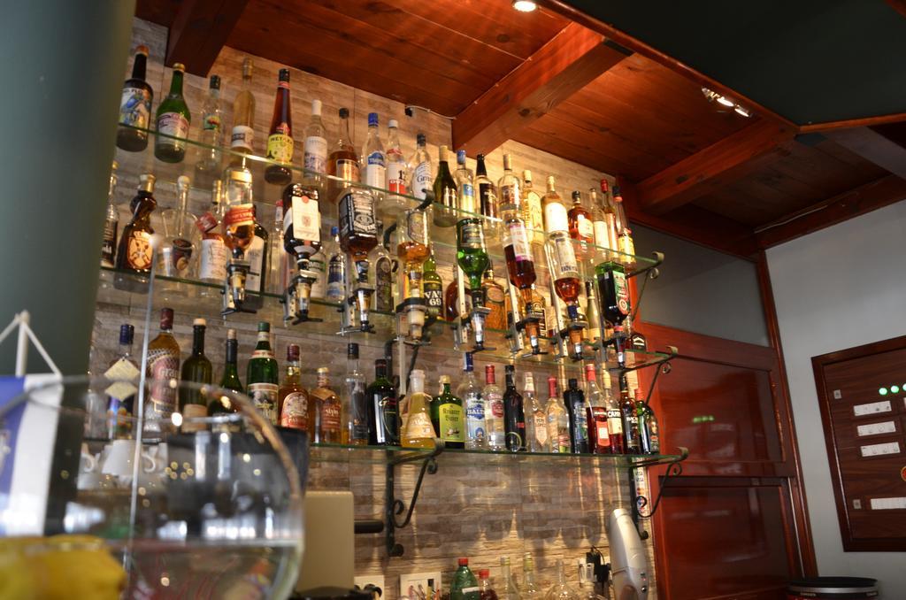 Hotel Topcider بلغراد المظهر الخارجي الصورة